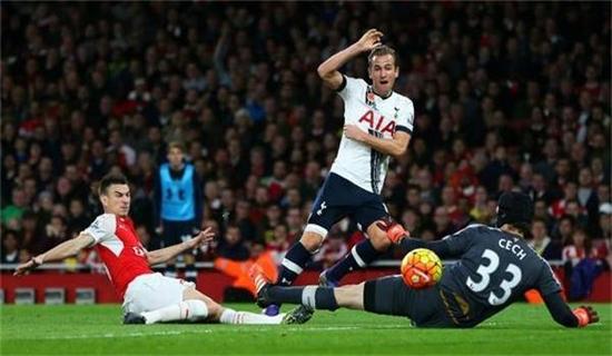 他与哈兰德 他与哈兰德